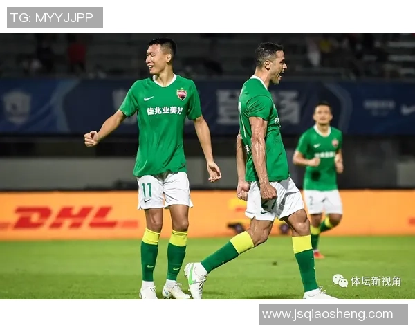 深圳排球队以73分领跑精英赛积分榜展现强劲实力和团队合作精神